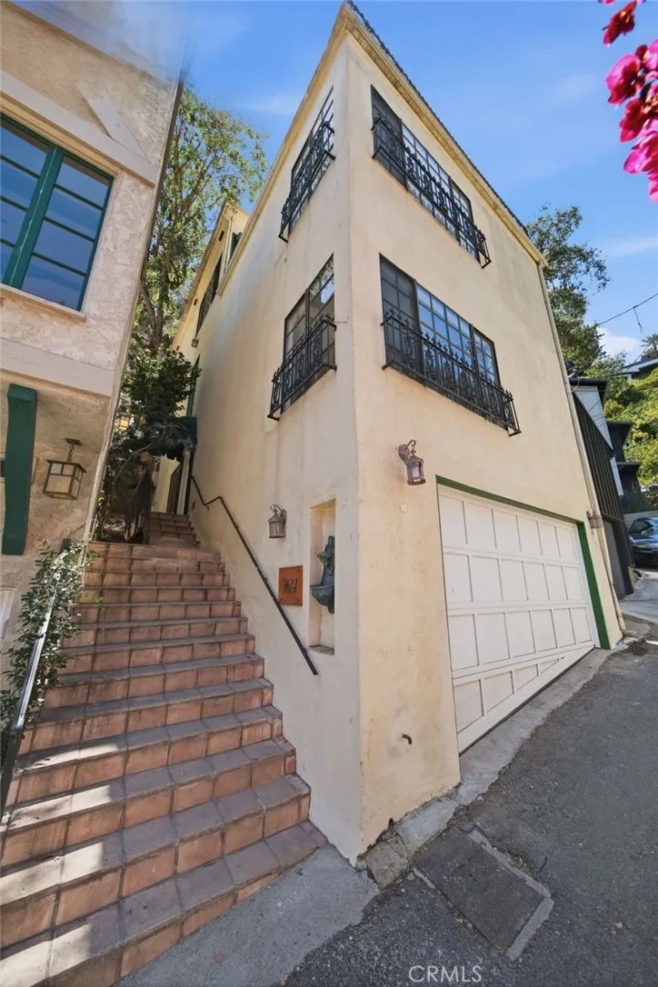 9624 Highland Gorge Drive