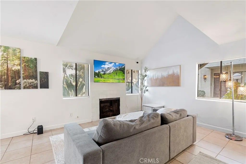 Photo of 313 N Melrose Dr #C, Vista, CA 92083 (MLS # SW26059872)