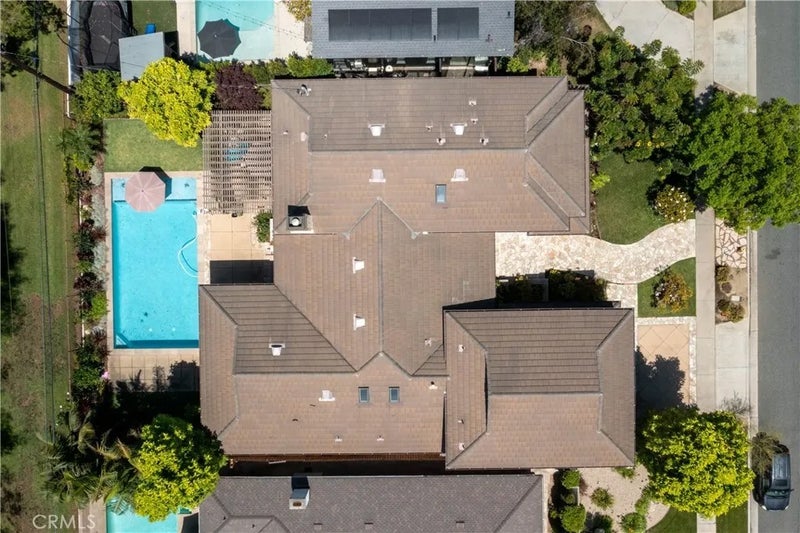 4004 Country Club