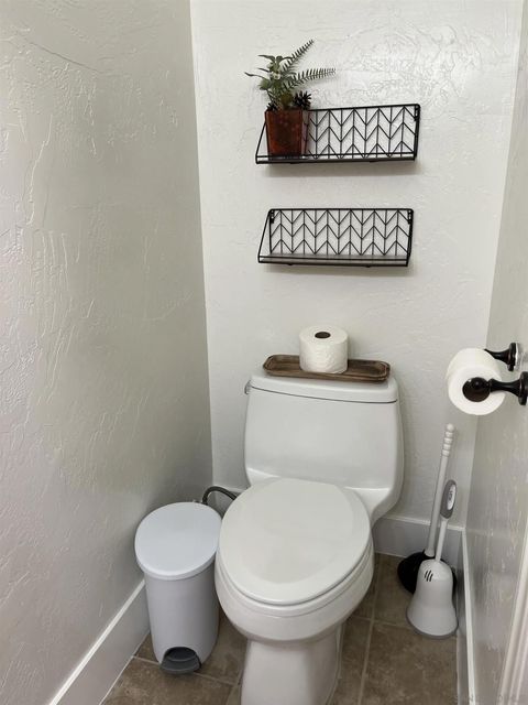 Tiny photo for 30582 Ferndale Dr, Running Springs, CA 92382 (MLS # 250043118)