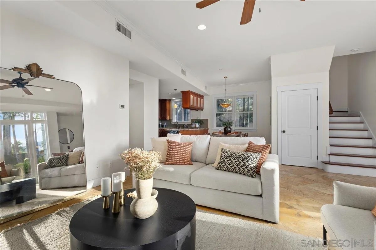 411 Orange Ave 1