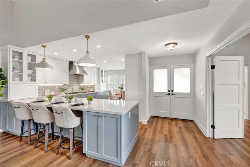 12412 Saint James Way