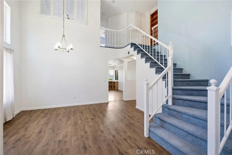 886 OAKLAND HILLS
