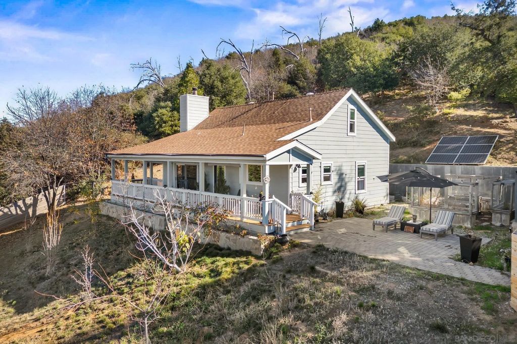 Photo of 5058 Acorn Patch Rd, Julian, CA 92036 (MLS # 2600261)