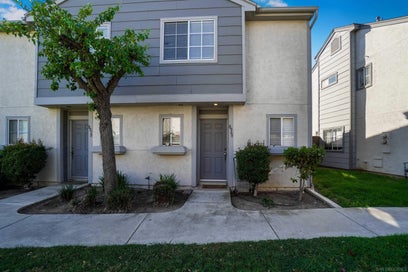 8966 Arlingdale Way Spring Valley CA 91977