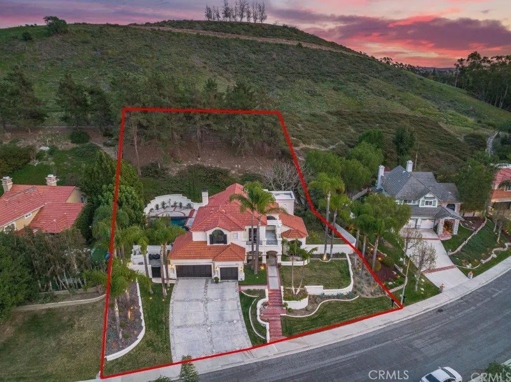 26672 Buckingham Drive