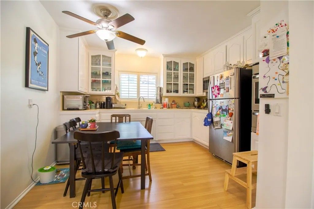 Photo of 418 E Harvard Rd #F, Burbank, CA 91501 (MLS # BB26069087)