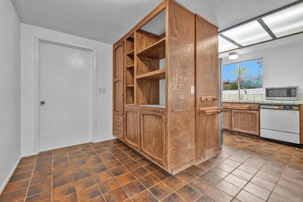 1410 Sewanee Drive