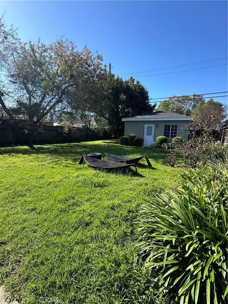 2303 Amherst