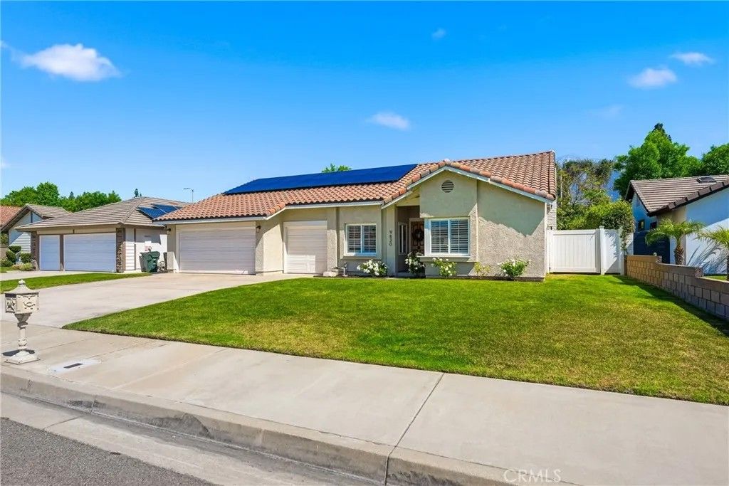 Photo of 9830 Golden Arrow LN, Rancho Cucamonga, CA 91701 (MLS # CV26097615)