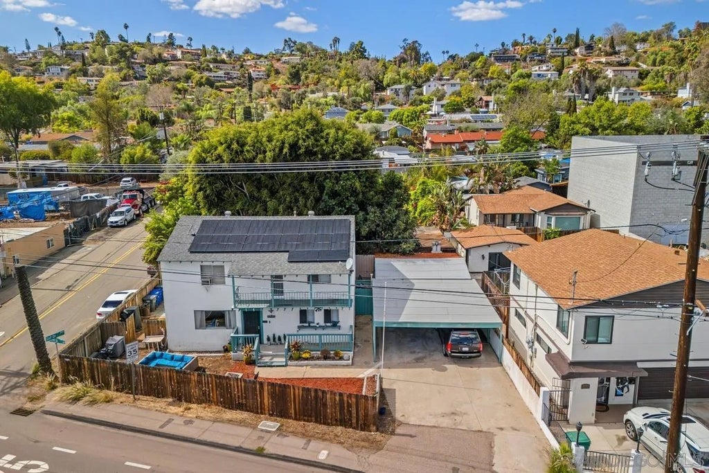 Photo of 3702 Bancroft Dr, Spring Valley, CA 91977 (MLS # 260025816)