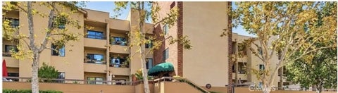 Photo of 460 Oak Street #210, Glendale, CA 91204 (MLS # PF26224480)