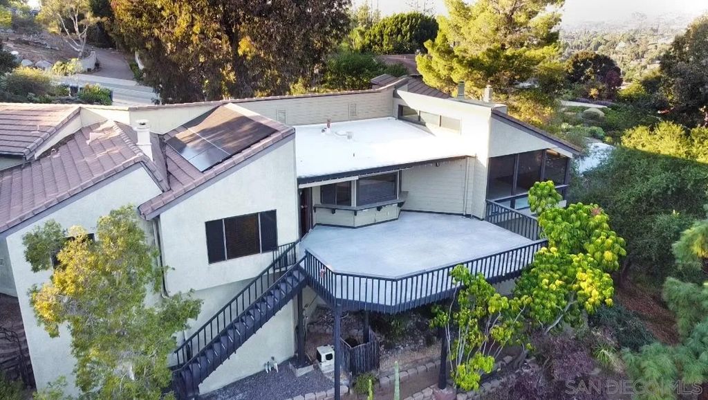 Photo of 1077 Vista Madera Lane, El Cajon, CA 92019 (MLS # 250044826)