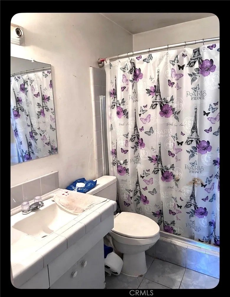 15403 Los Robles