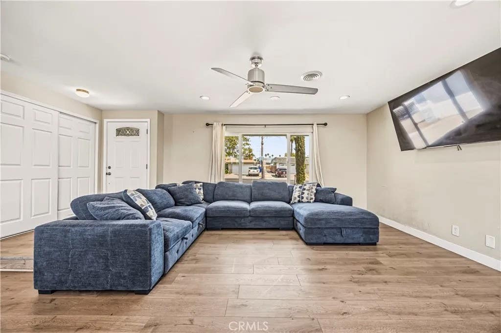 Photo of 560 W Los Angeles Drive, Vista, CA 92083 (MLS # OC26177054)