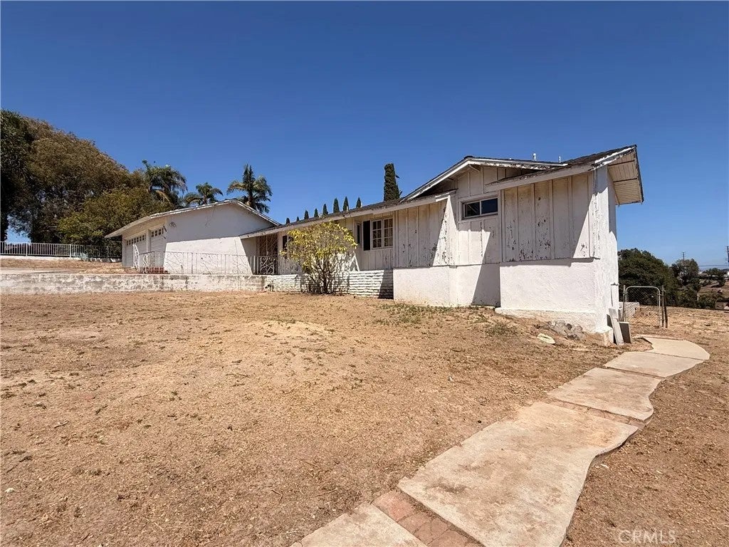 1246 Meadowland Drive