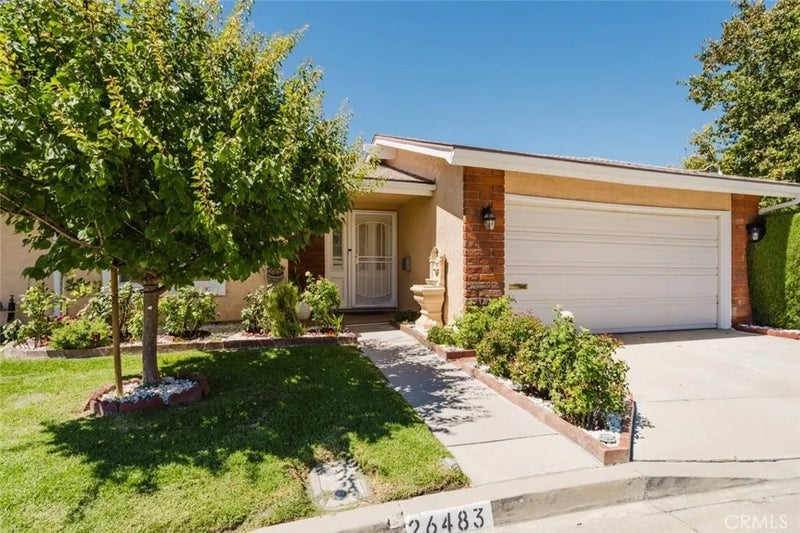 26483 Fairway Circle
