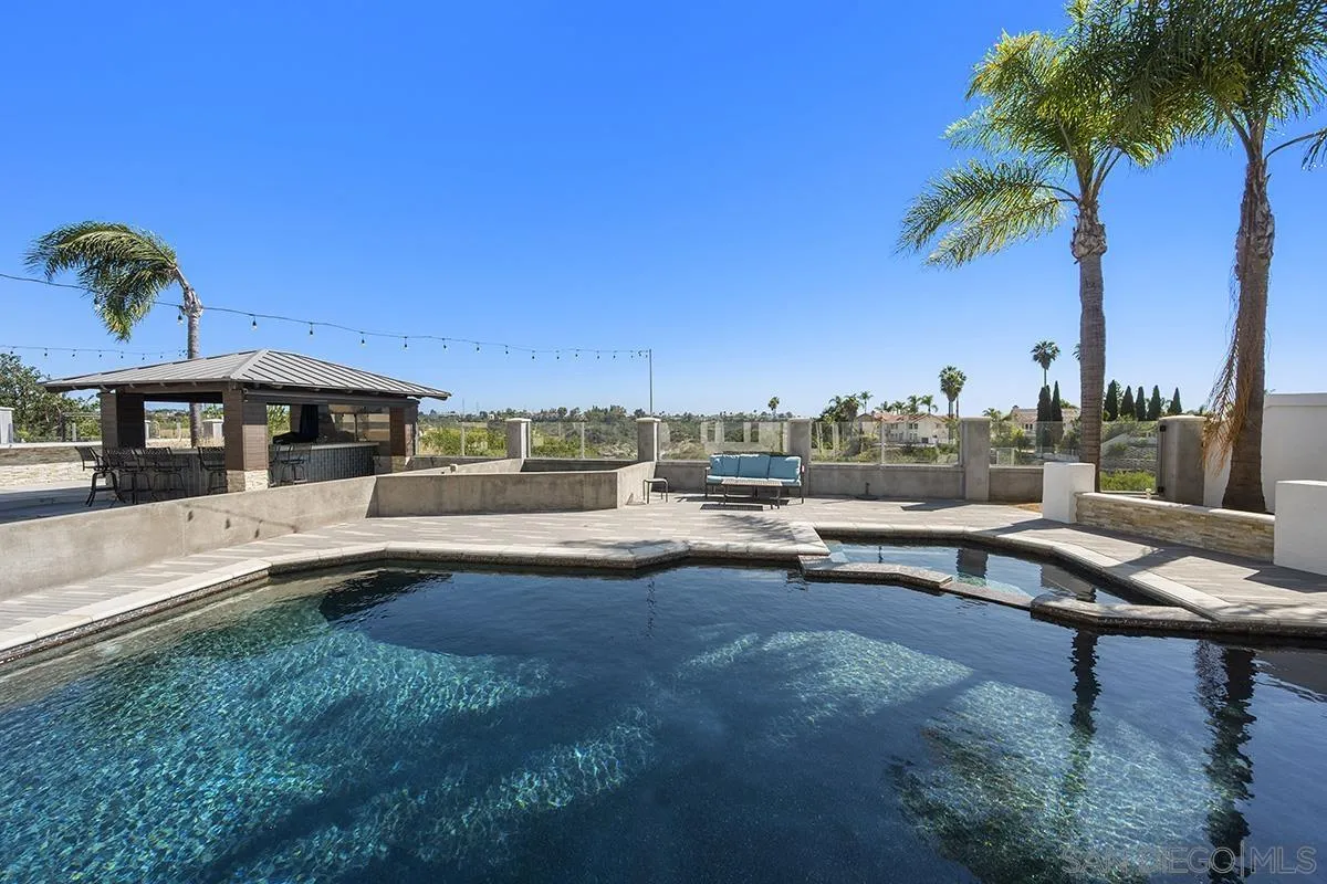 376 Canyon Ridge
