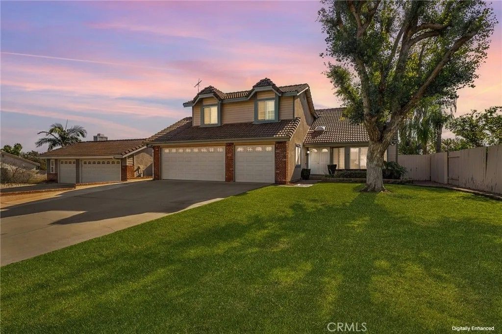 Photo of 11048 Thrush Drive, Riverside, CA 92505 (MLS # TR26055514)