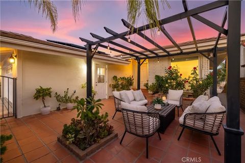 Tiny photo for 30042 Point Marina Dr, Canyon Lake, CA 92587 (MLS # SW25246214)