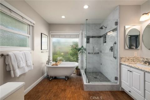 Tiny photo for 30042 Point Marina Dr, Canyon Lake, CA 92587 (MLS # SW25246214)