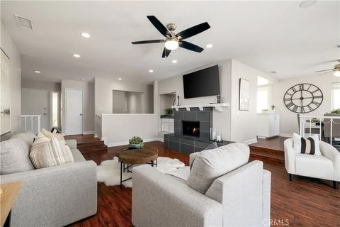 Tiny photo for 30042 Point Marina Dr, Canyon Lake, CA 92587 (MLS # SW25246214)