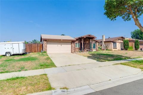 Tiny photo for 2148 S Sultana Avenue, Ontario, CA 91761 (MLS # IV25238227)