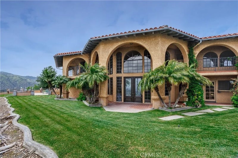 350 Roughrider Road