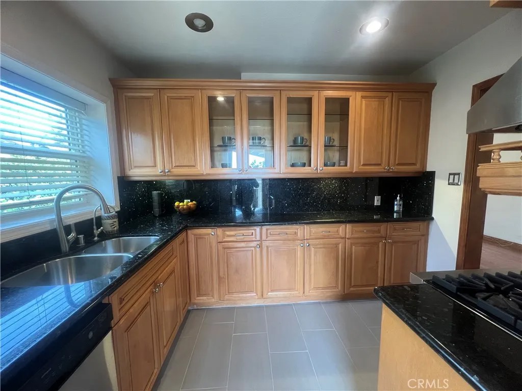 13384 Foothill Boulevard