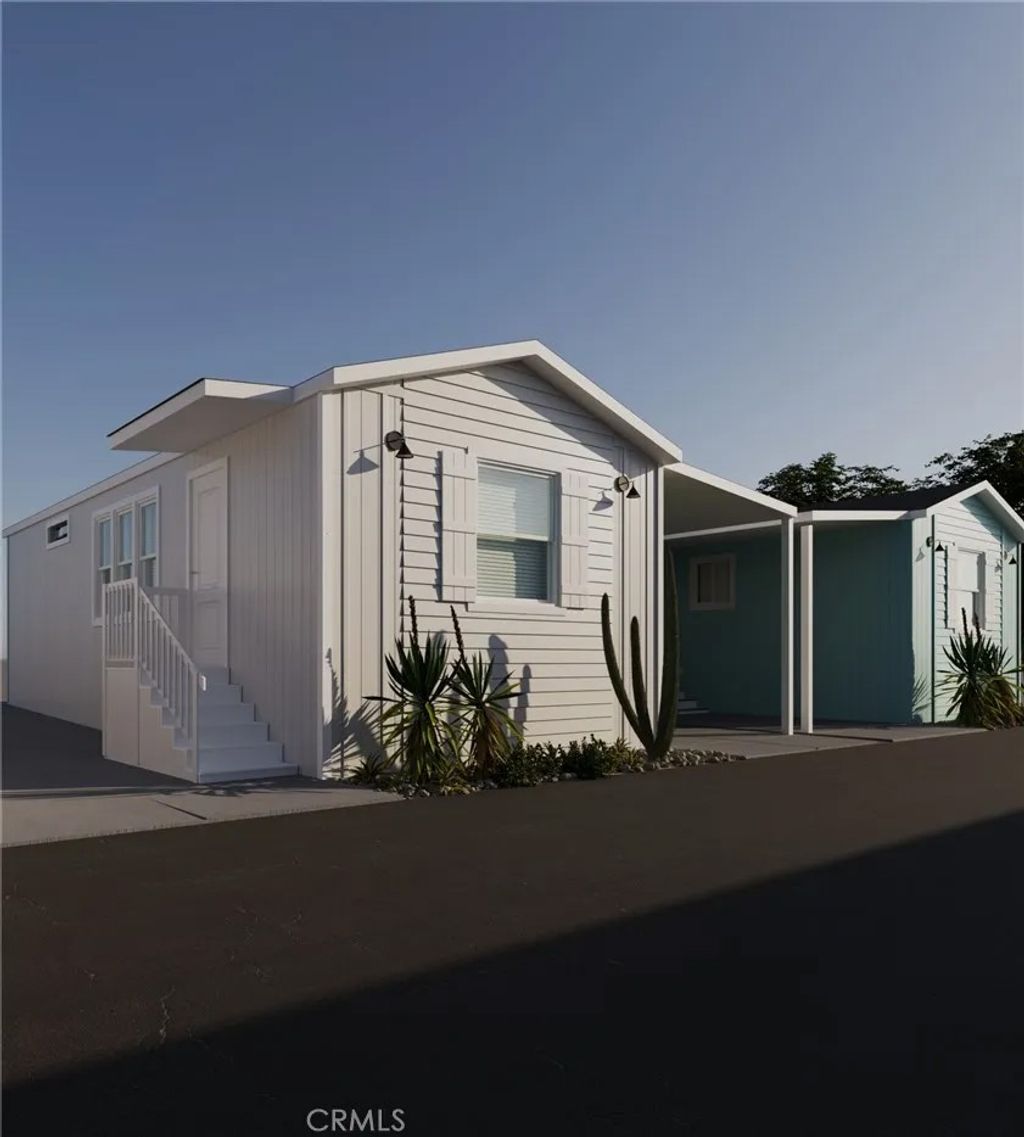 Photo of 66433 6th, Desert Hot Springs, CA 92240 (MLS # IV26060148)