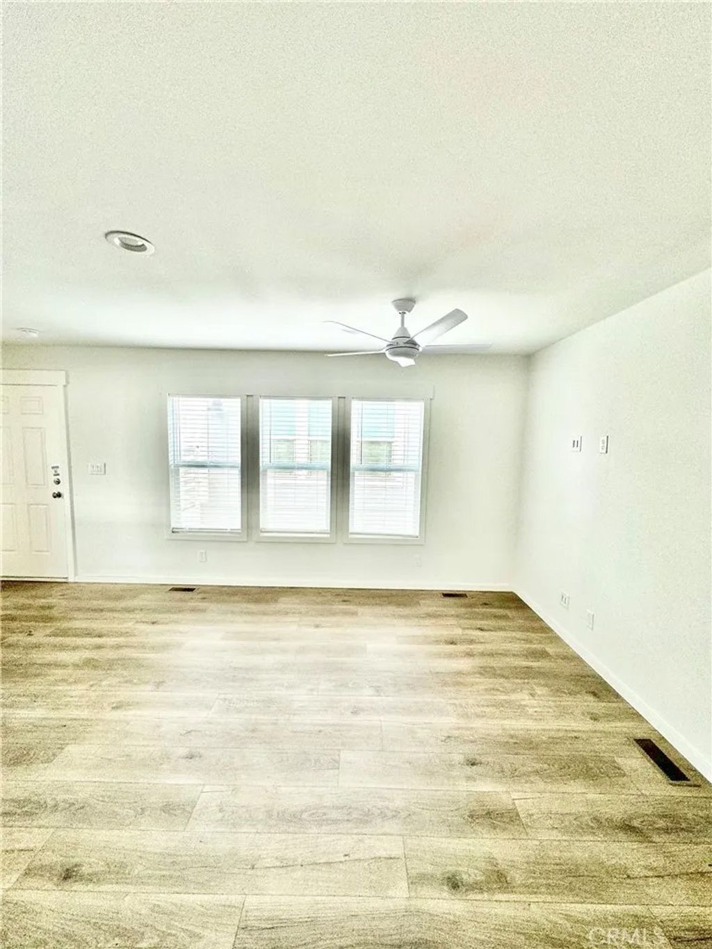 Photo of 66433 6th, Desert Hot Springs, CA 92240 (MLS # IV26060148)