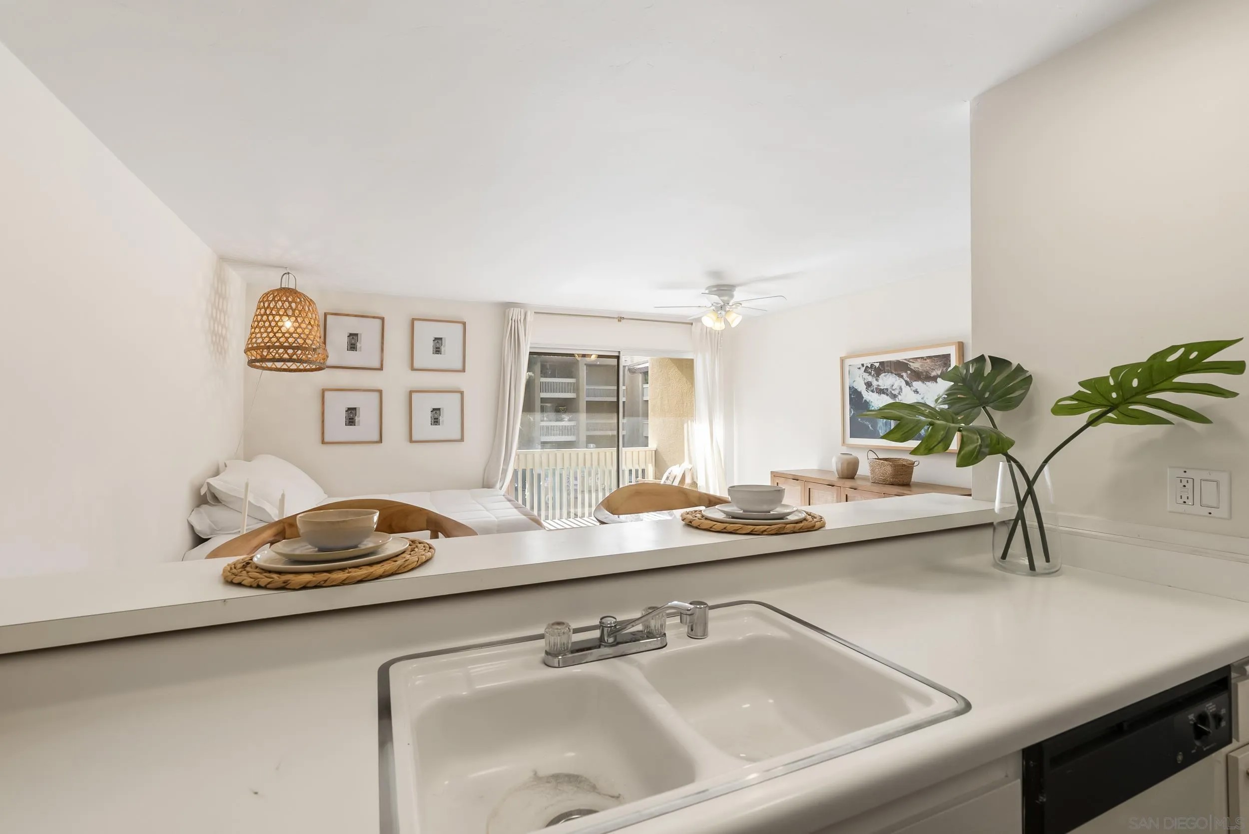 1885 Diamond St 2-222