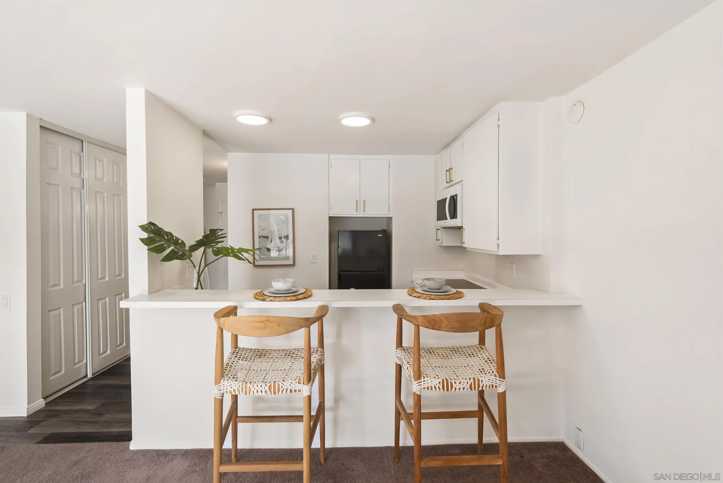 1885 Diamond St 2-222