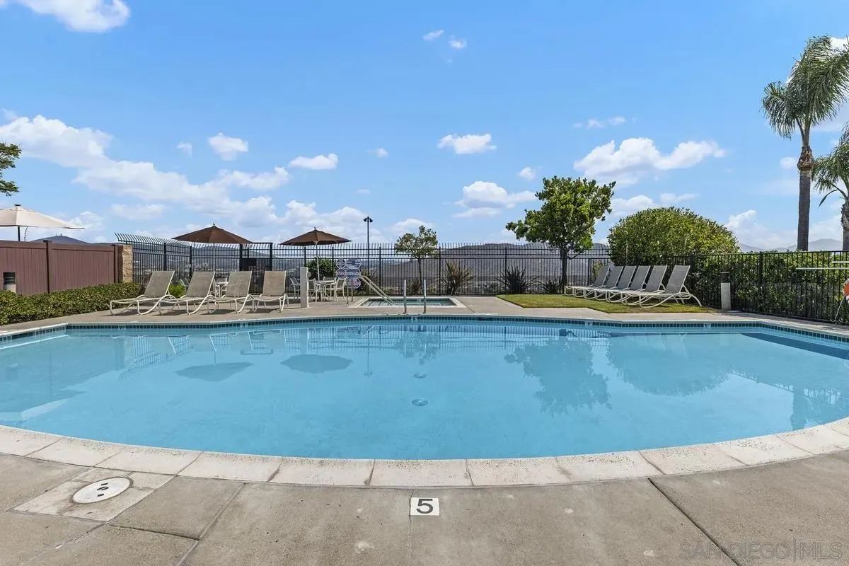 San Diego, California 92131, United States, 3 Bedrooms Bedrooms, ,3 BathroomsBathrooms,Residential,Active,165183