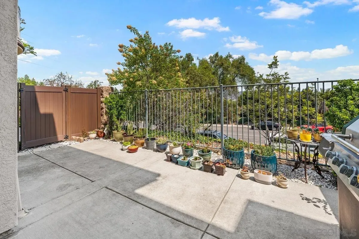 San Diego, California 92131, United States, 3 Bedrooms Bedrooms, ,3 BathroomsBathrooms,Residential,Active,165183