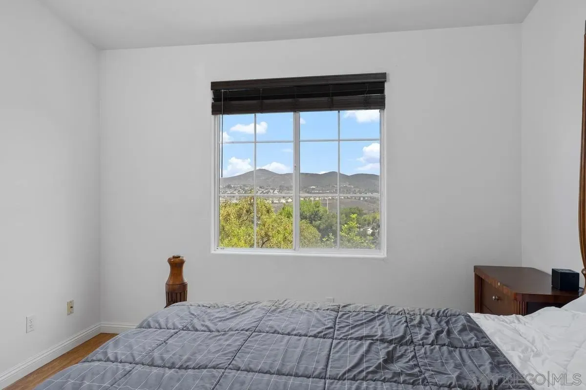 San Diego, California 92131, United States, 3 Bedrooms Bedrooms, ,3 BathroomsBathrooms,Residential,Active,165183