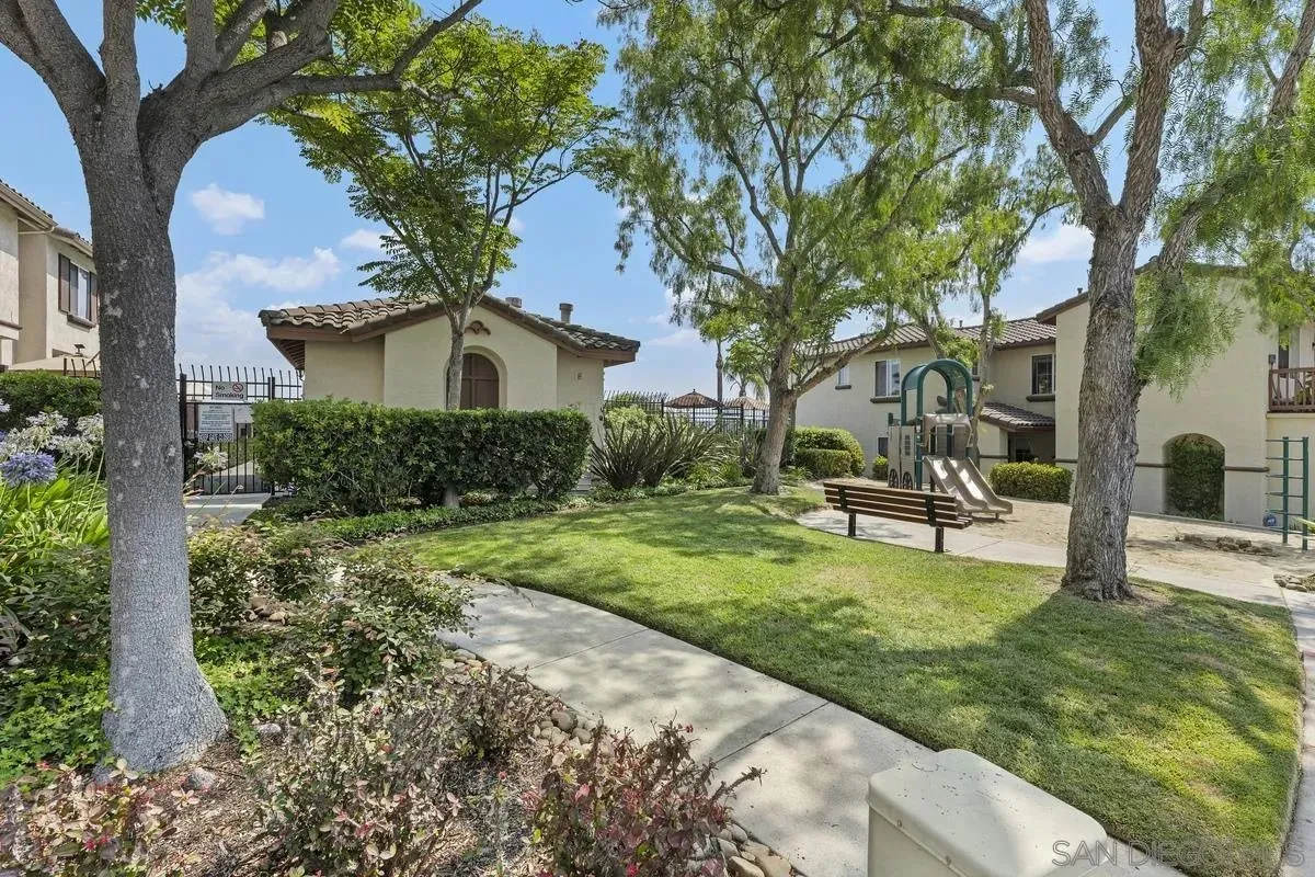 San Diego, California 92131, United States, 3 Bedrooms Bedrooms, ,3 BathroomsBathrooms,Residential,Active,165183