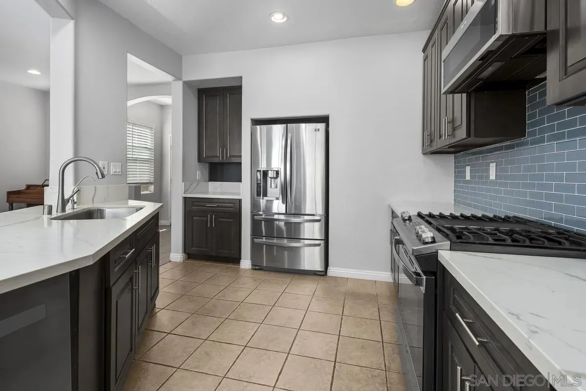 San Diego, California 92131, United States, 3 Bedrooms Bedrooms, ,3 BathroomsBathrooms,Residential,Active,165183