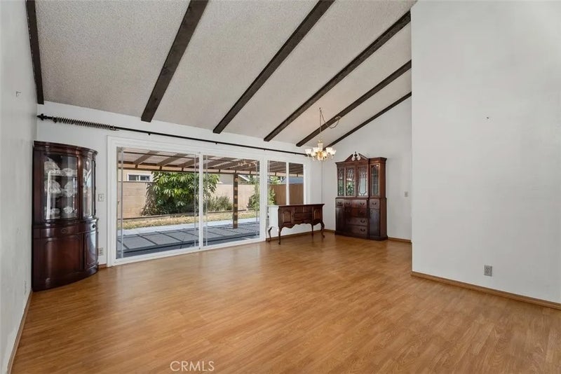 309 W Columbine