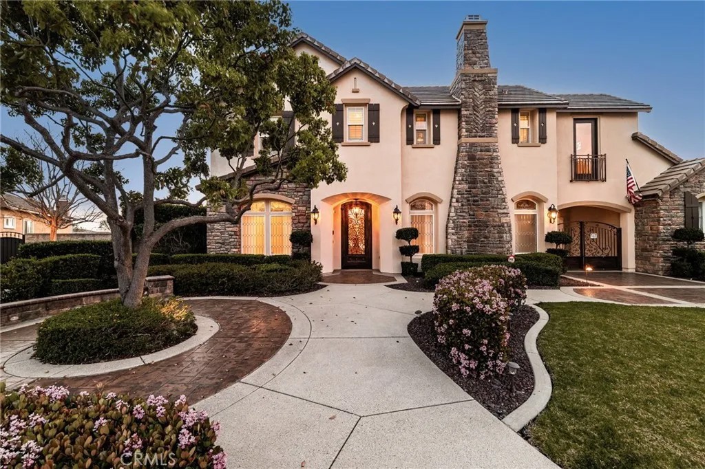 6364 Hidden Brook