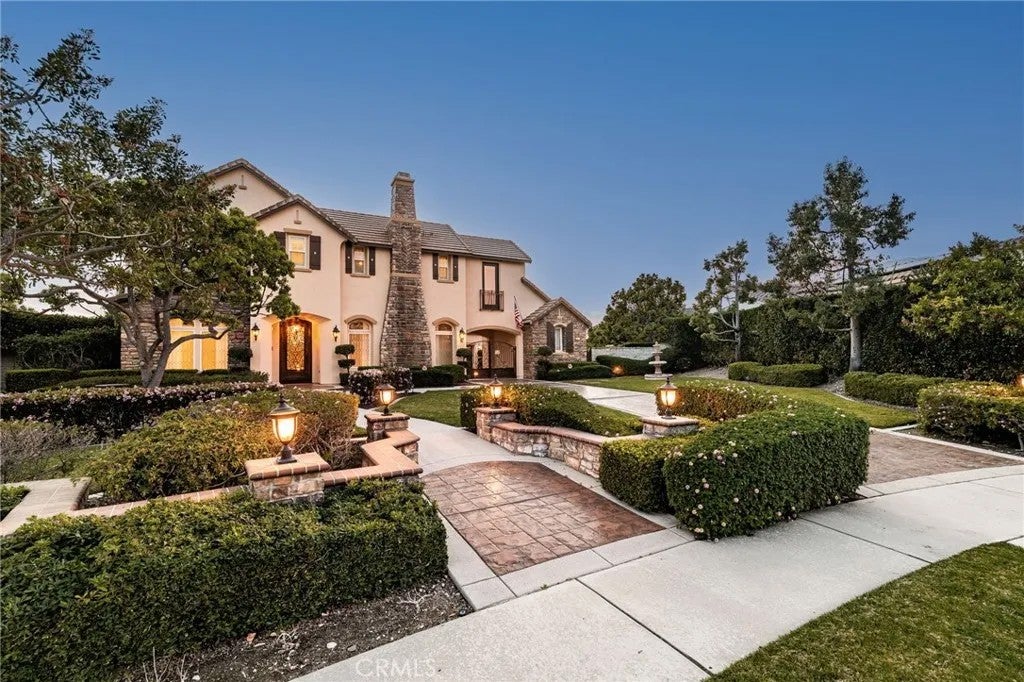 6364 Hidden Brook