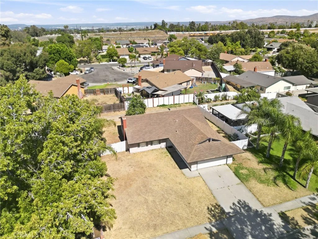 243 S Sutter