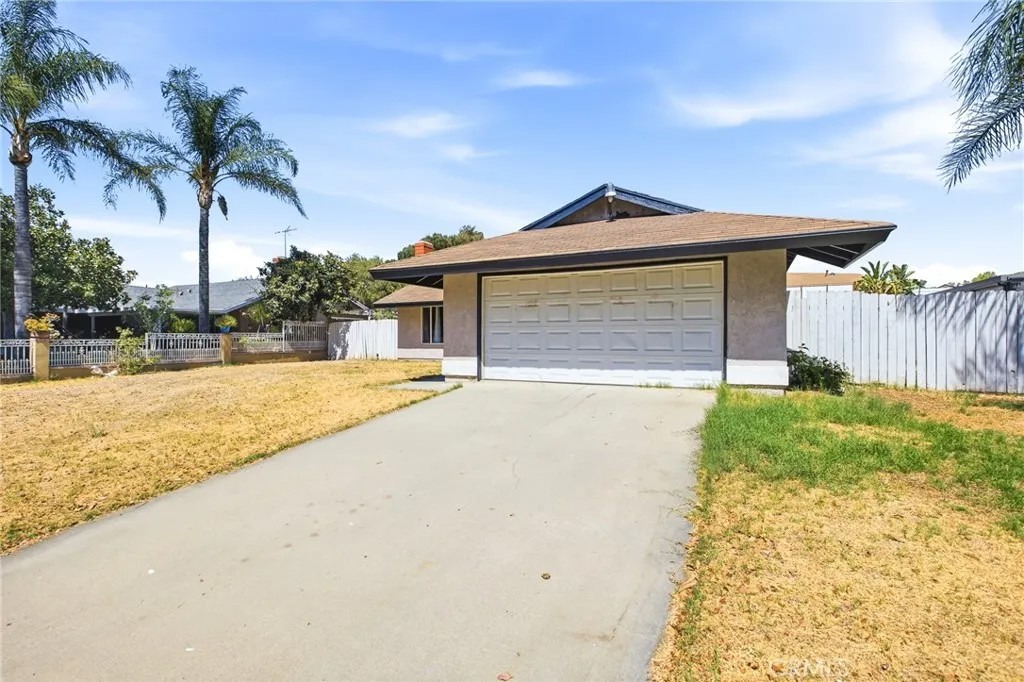 243 S Sutter