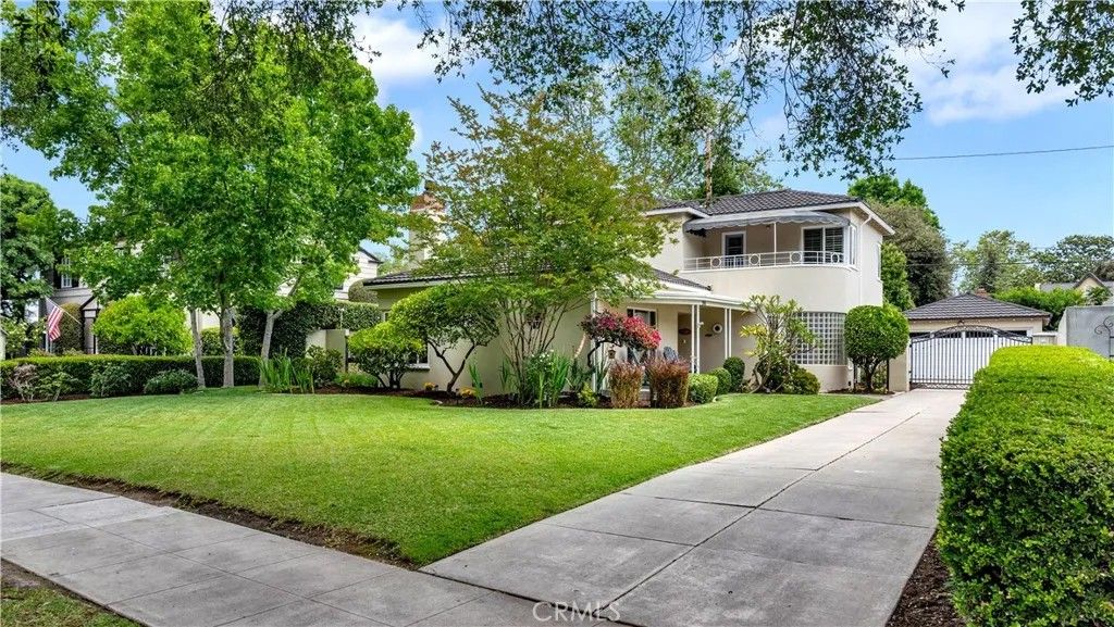 Photo of 2105 N Heliotrope Drive, Santa Ana, CA 92706 (MLS # PW26078135)