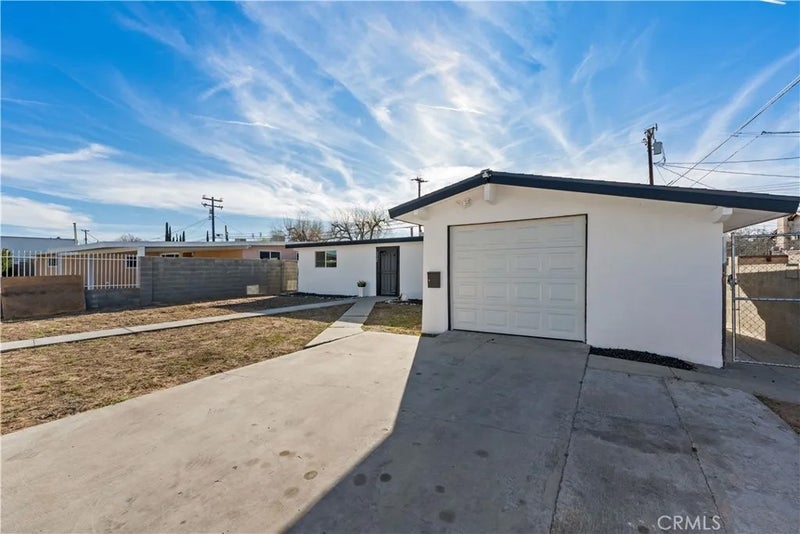 44745 3rd East