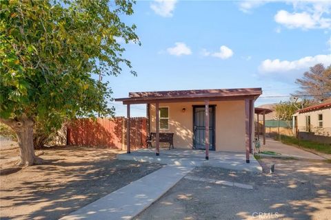 Photo of 569 W Williams St #1, Yermo, CA 92398 (MLS # IG25250588) Photo of 569 W Williams St #1, Yermo, CA 92398 (MLS # IG25250588)