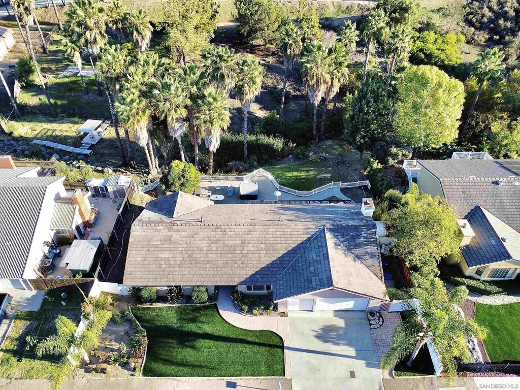 Photo of 1423 Vista Grande Rd, El Cajon, CA 92019 (MLS # 250045484)