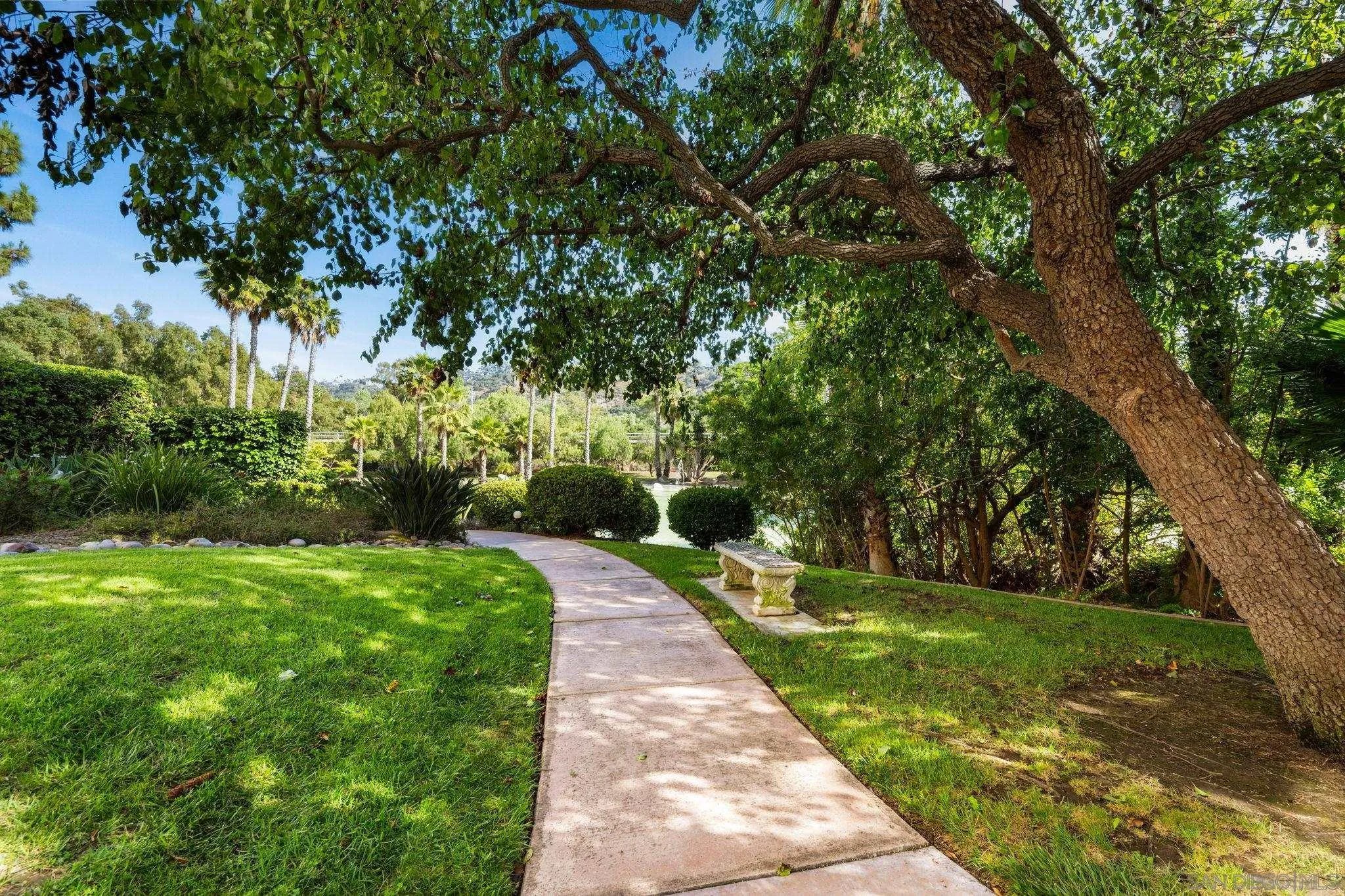 5875 FRIARS RD 4201