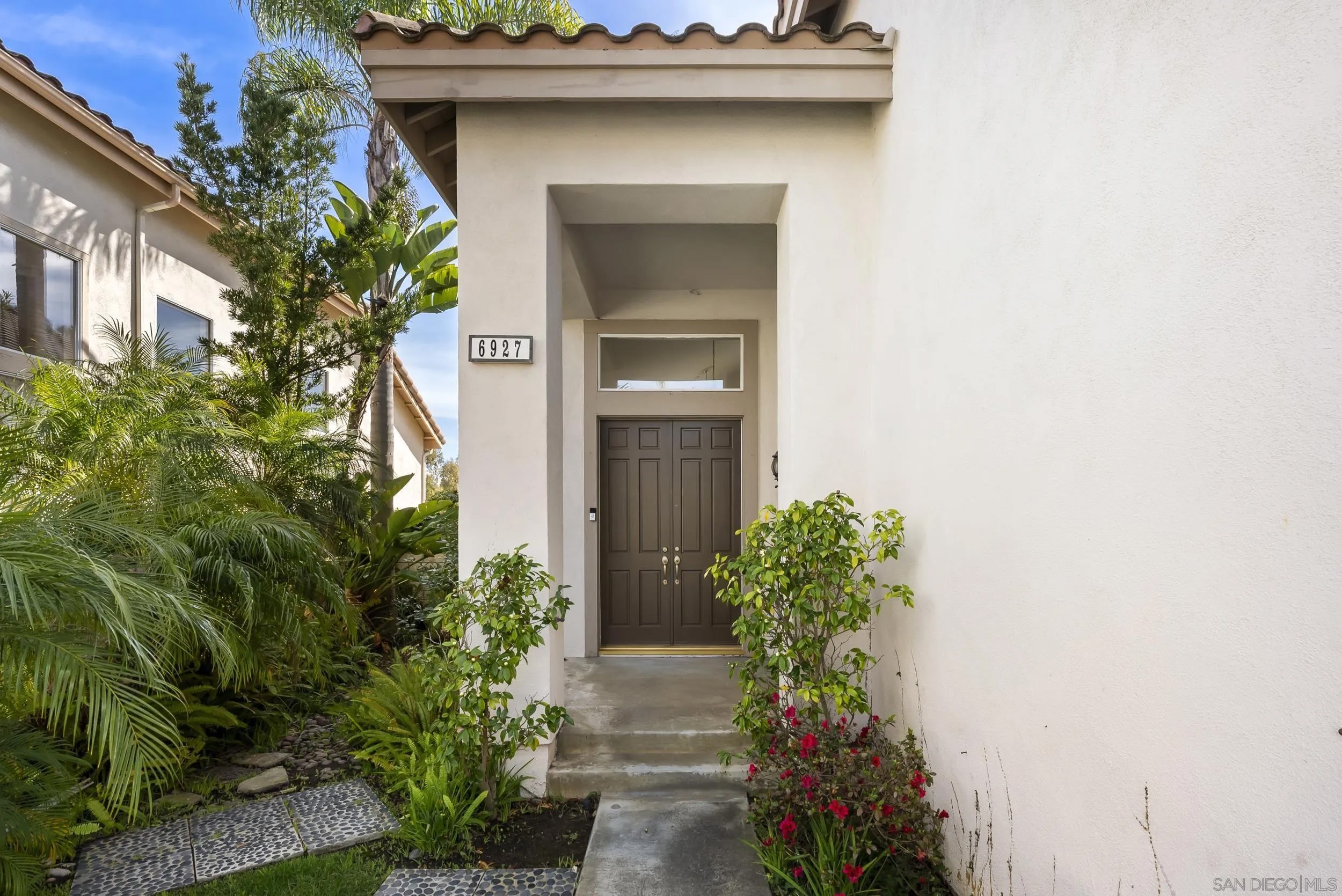 6927 Wildrose Ter