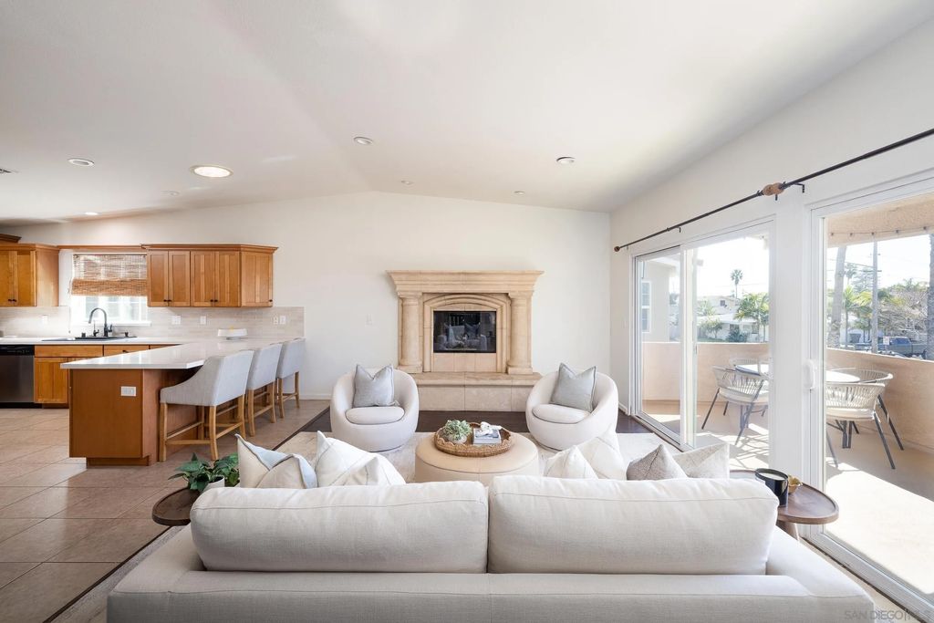 Photo of 1834 S Tremont St, Oceanside, CA 92054 (MLS # 260003320)